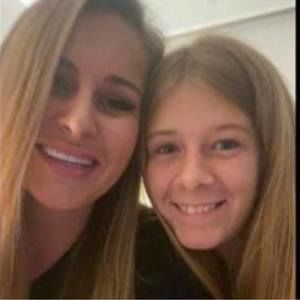 Meet your Posher, Desiree